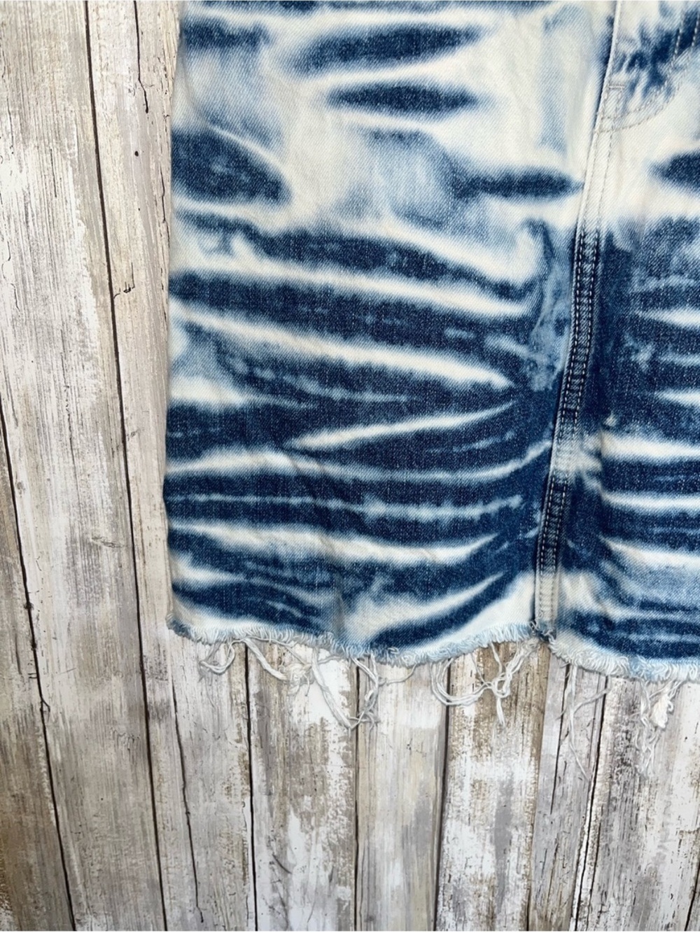 Zara Tie Dye Denim Mini Skirt High Rise Raw Hem Festival Y2K Size S - Picture 3 of 6